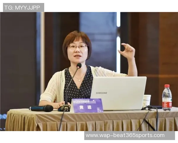 英超重磅专题聚焦重庆网球队整体压制战术的创新与发展探讨