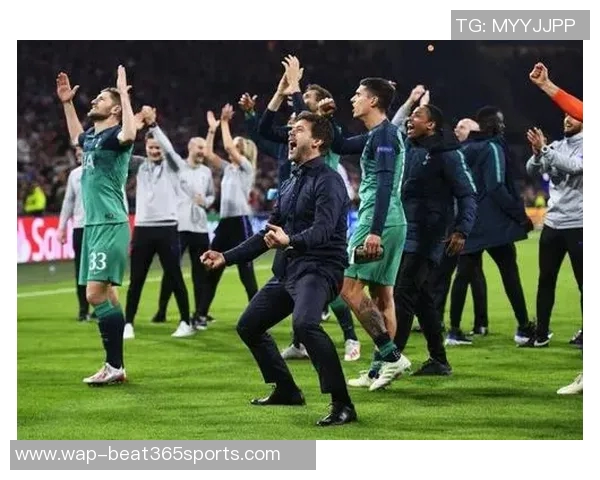 重庆篮球队与成都篮球队赛后复盘个人能力分析及欧冠足球表现探讨